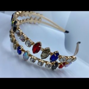 pretty headband with rhinestones